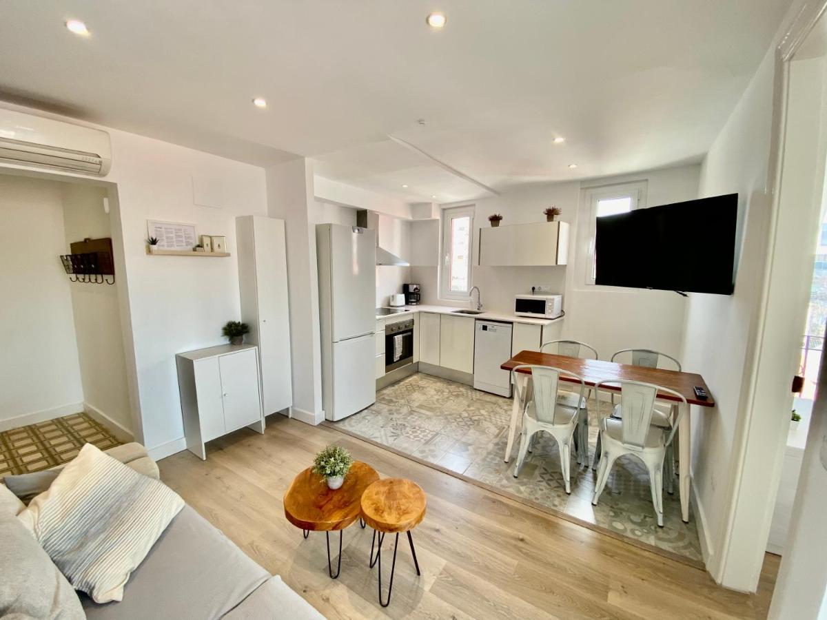 Suite Apartment Anselm Barcelona Курналя-да-Любрагат Екстер'єр фото